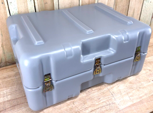 Top 5 Reasons to Use a Pelican Hardigg Footlocker for Travel