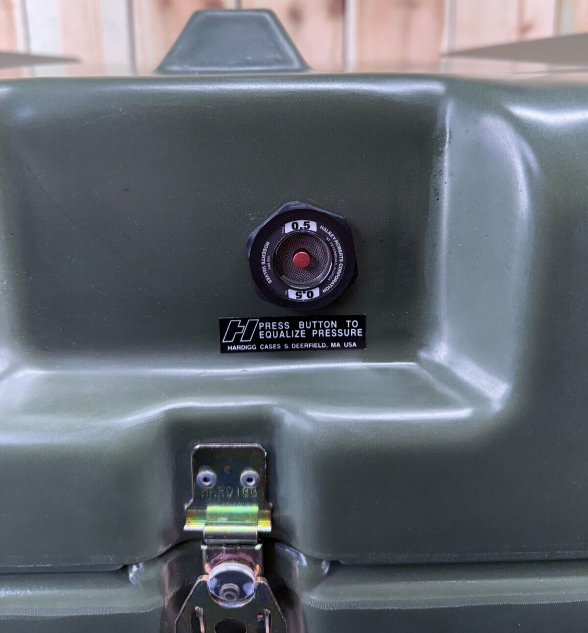 Pelican Hardigg Case 26"X27.5"X14.5" Military Waterproof Footlocker W/ Foam