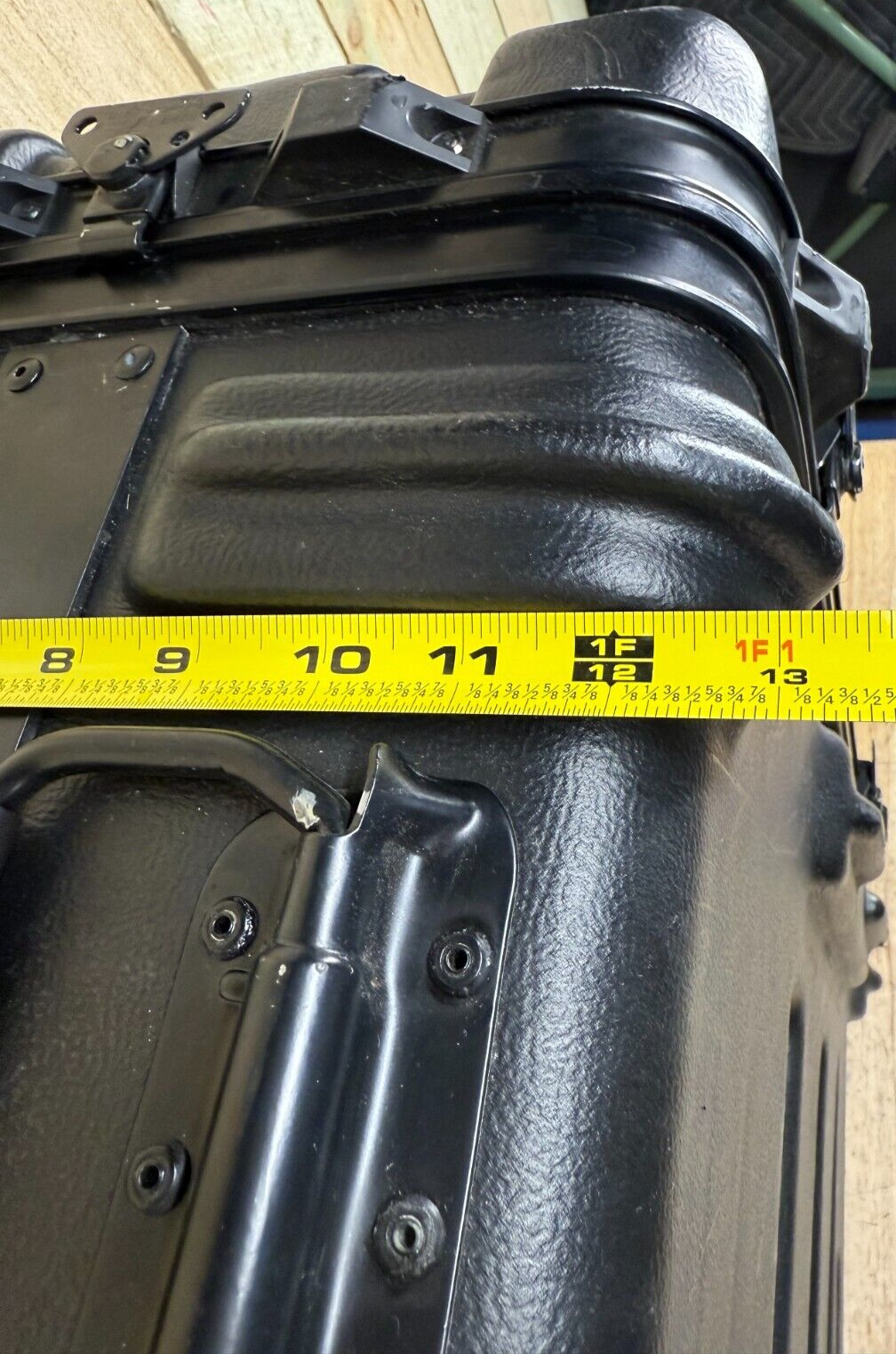 6400090