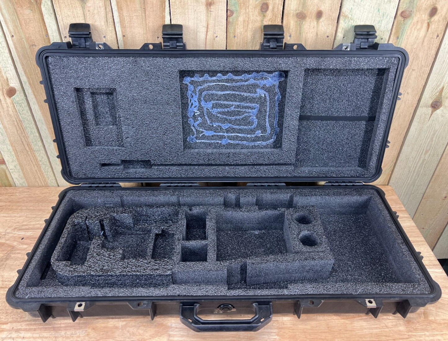 Pelican 1700 Protector Long Case Black Good Condition A/B Free Shipping