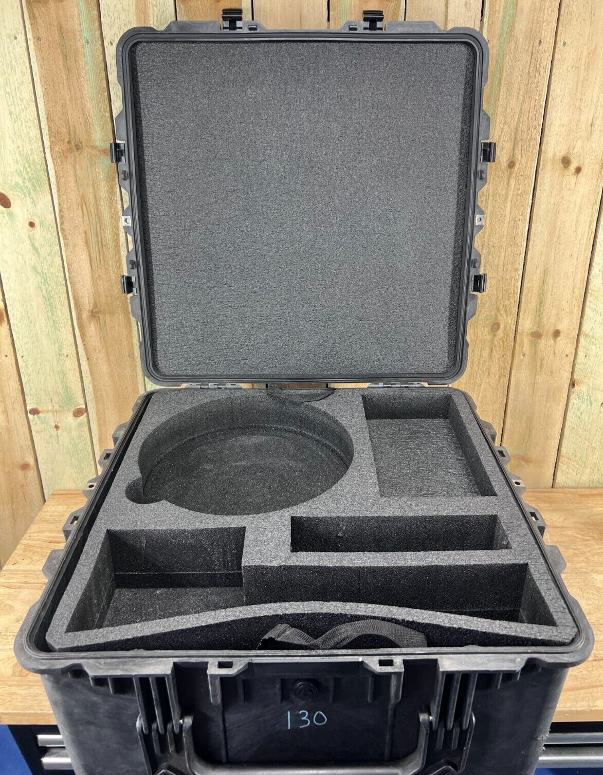 Pelican 1640 Protector Case Transport Rolling Waterproof Used B/C Free Ship