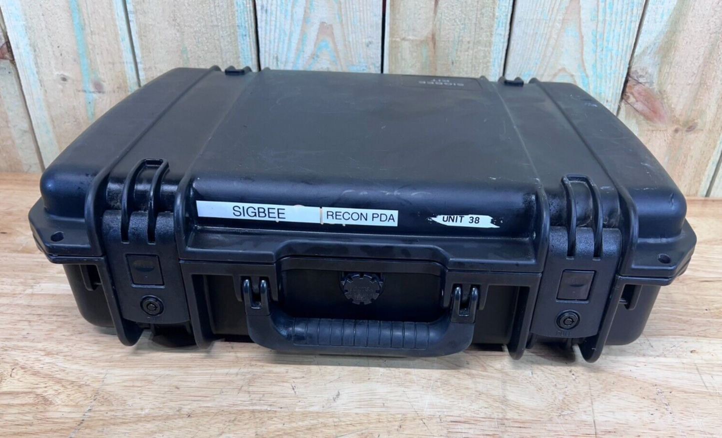 Pelican iM2370 Storm Case Waterproof Handheld Great Condition AB Laptop