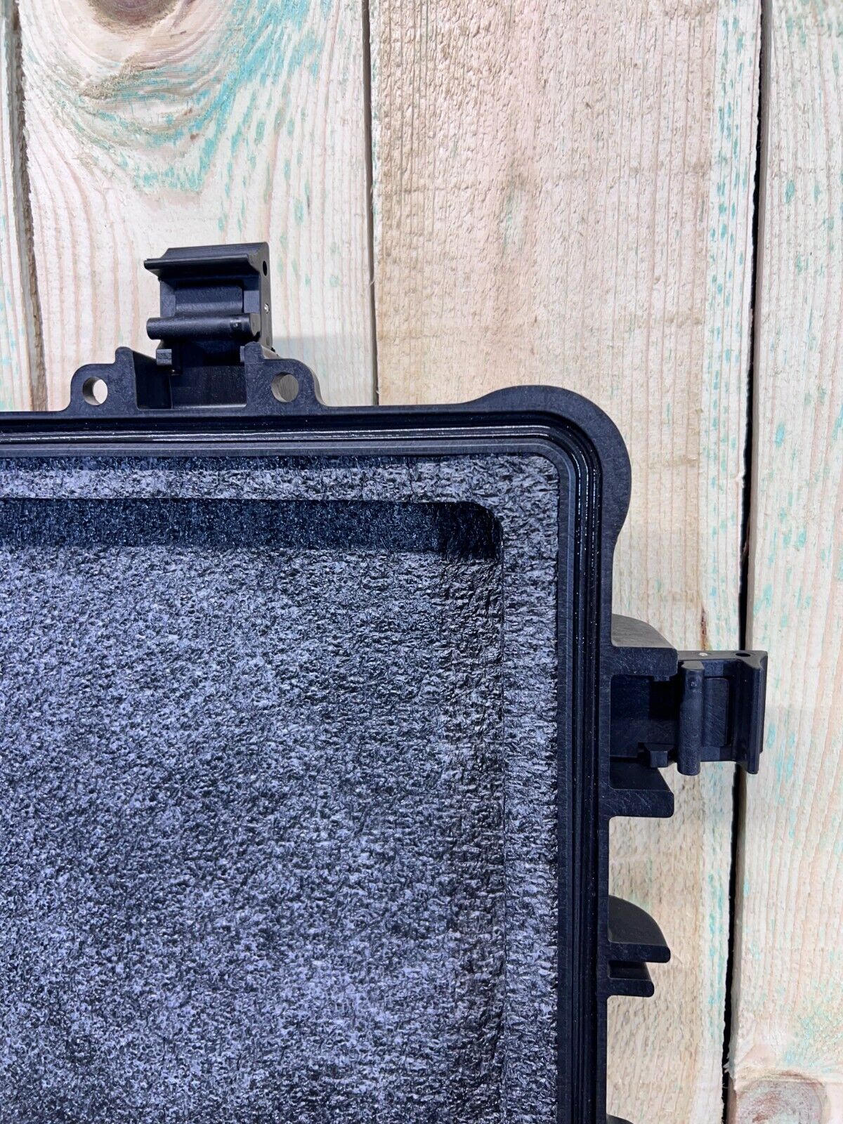 Explorer 7630 Transport Case 33 78 x 22 116 x 14 1650 Foam Pre Cut