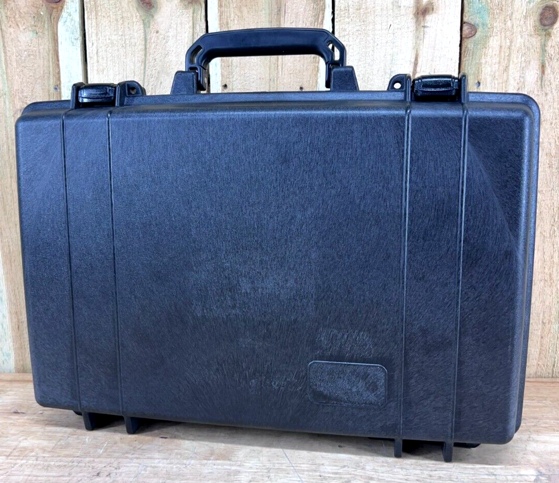 Pelican™ 1490-003-110 1490CC1 Protector Laptop Case | International Safety Pelican™ 1490-003-110 1490CC1 Protector Laptop Case | International Safety
