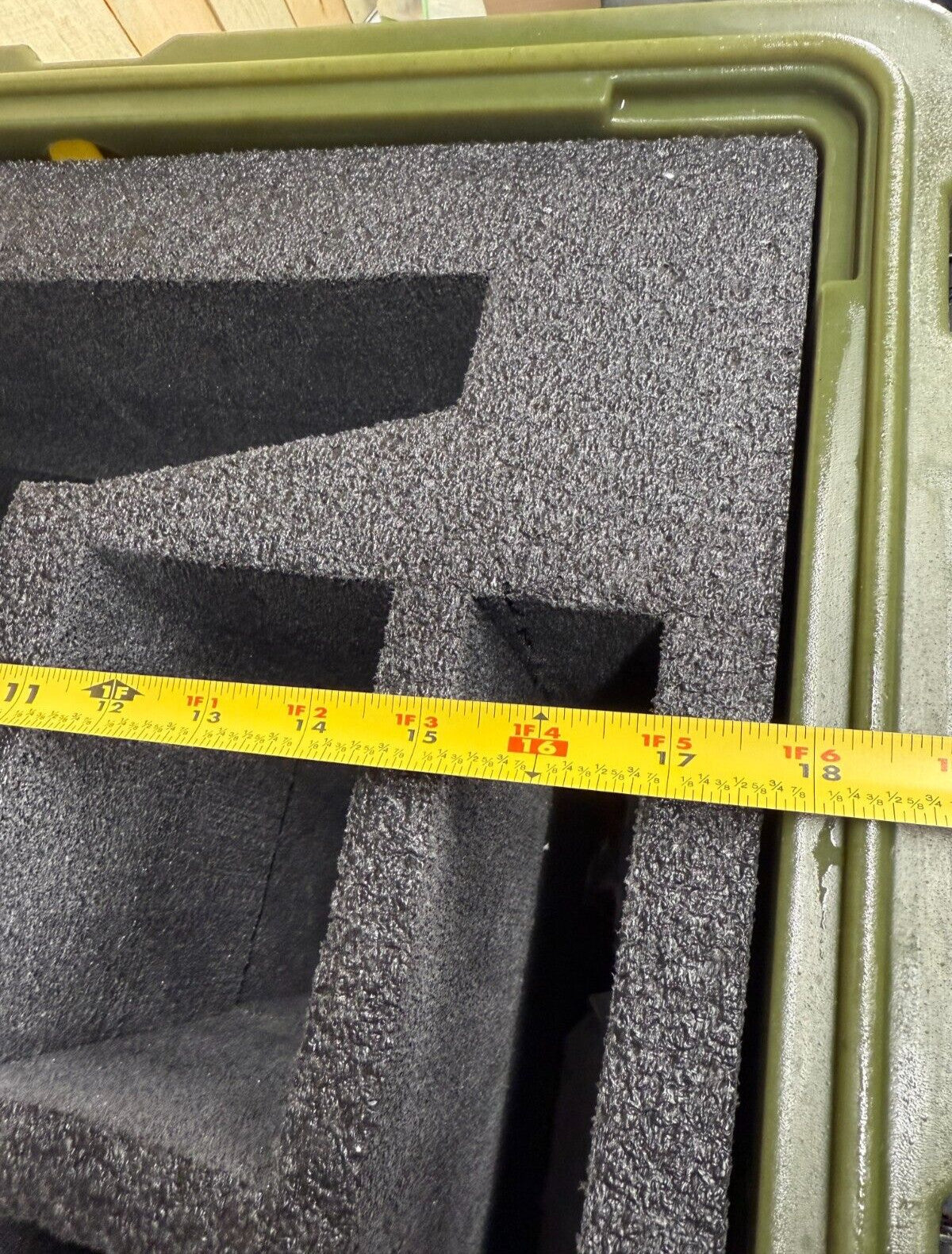 PSI Footlocker Green Case 32"X20.5"X21.5" Military (Hardigg) Waterproof