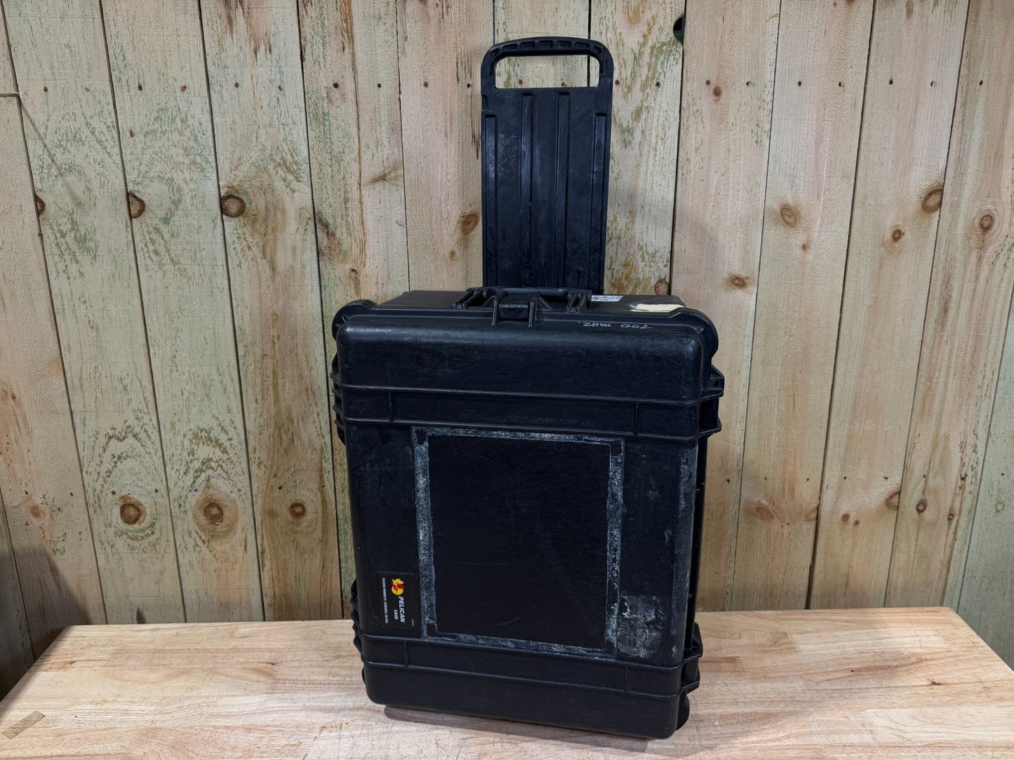 Pelican 1620 Hard Case Protector Rolling Black Good Condition OS