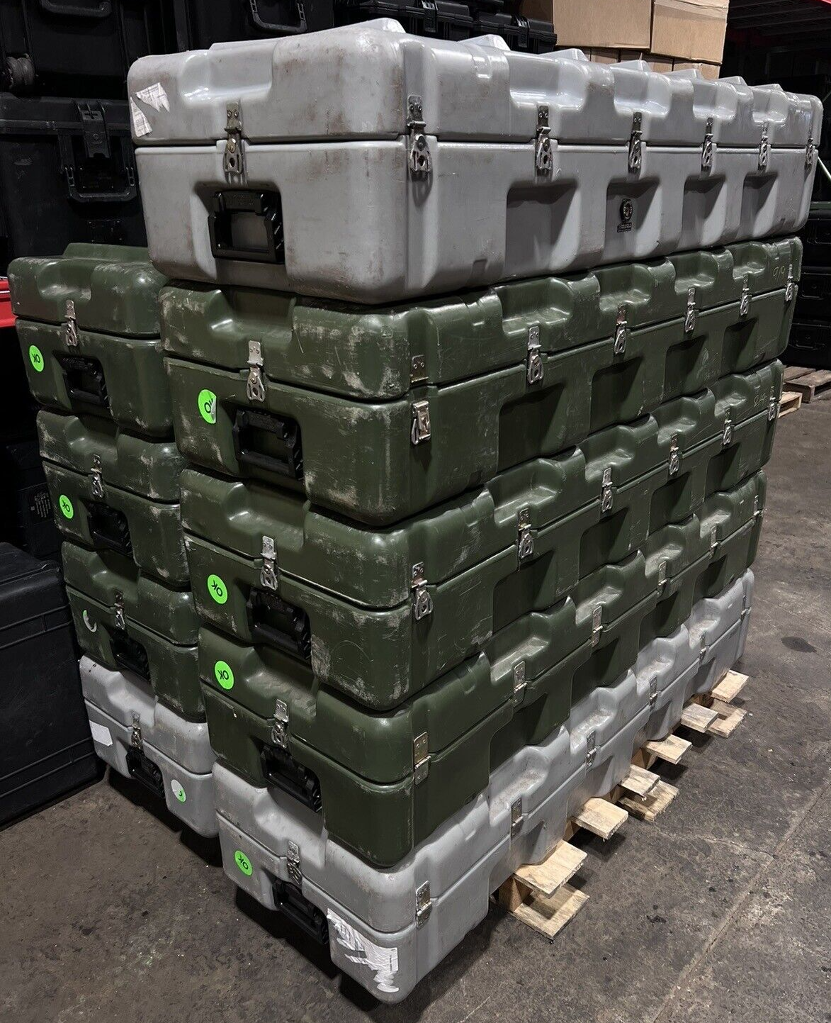 Pelican Hardigg Long Case 59” 19.5” 12” Green Waterproof Storage Footlocker