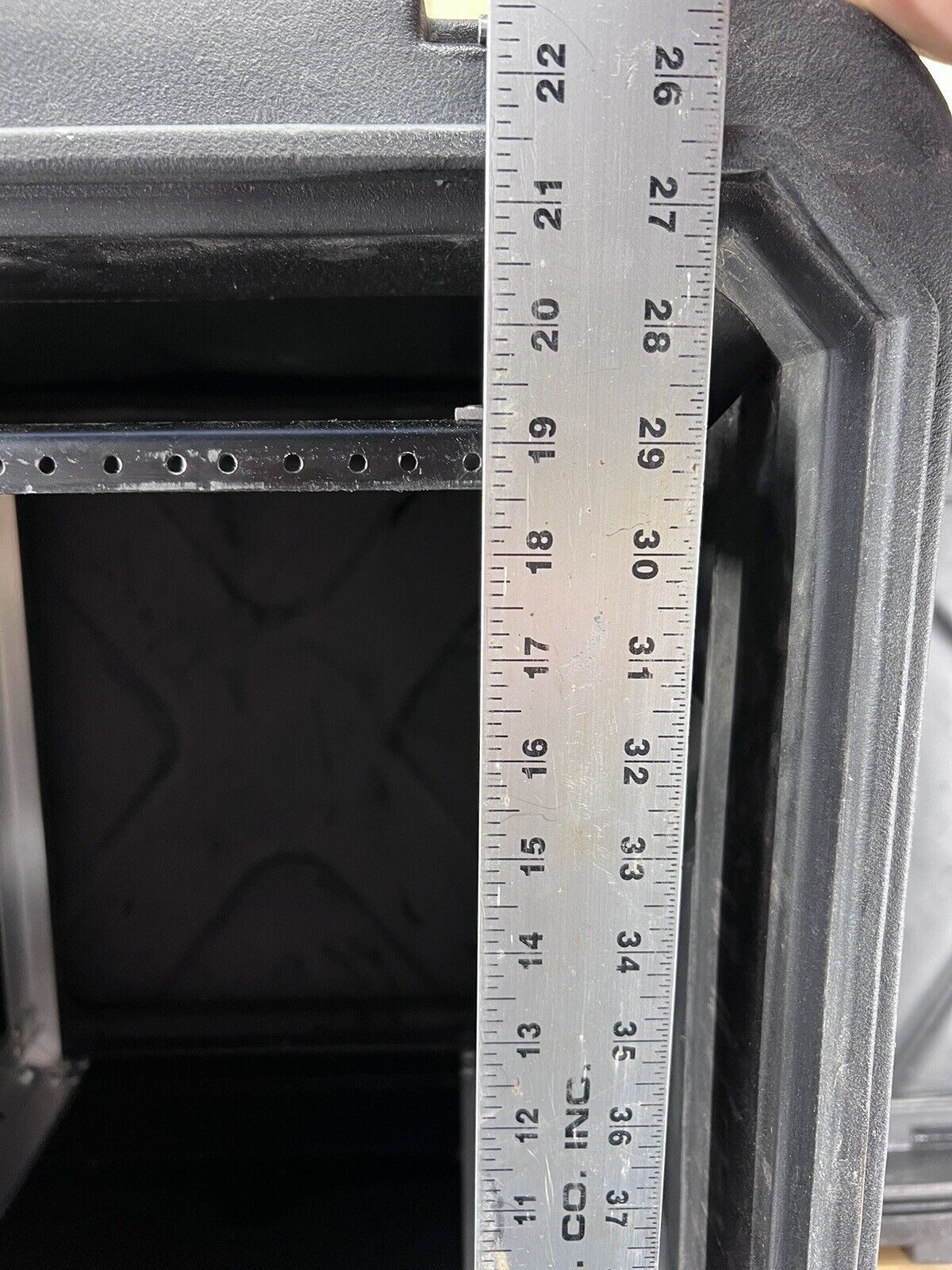 SKB 1SKB-R908U20 20” Deep rSeries Shock Rack Case Refurbished