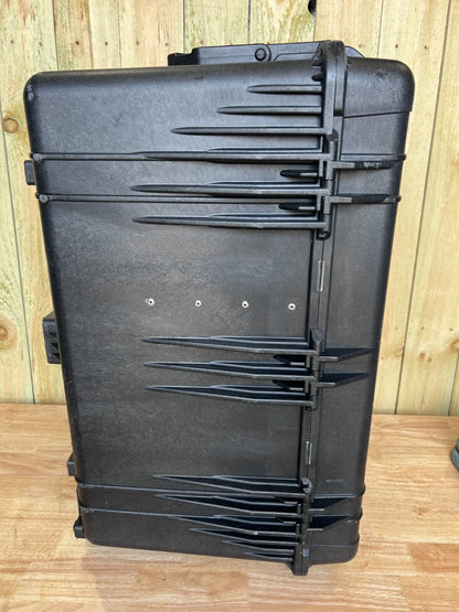 Pelican 1660 Protector Case Black Rolling Waterproof W/ Foam & Divider