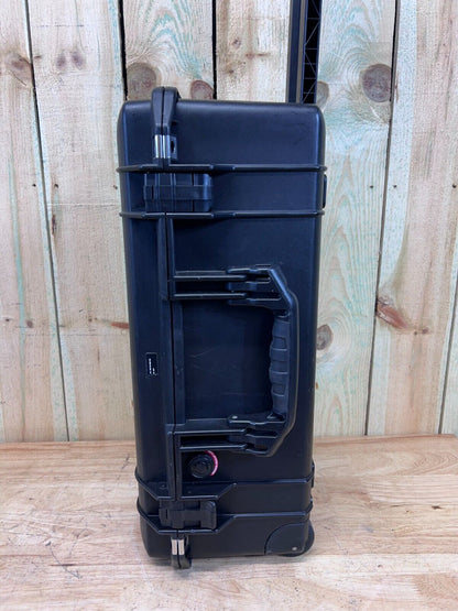 Pelican Air 1535 Rolling Carry on W/ TrekPack Foam Divider Set Black A/B