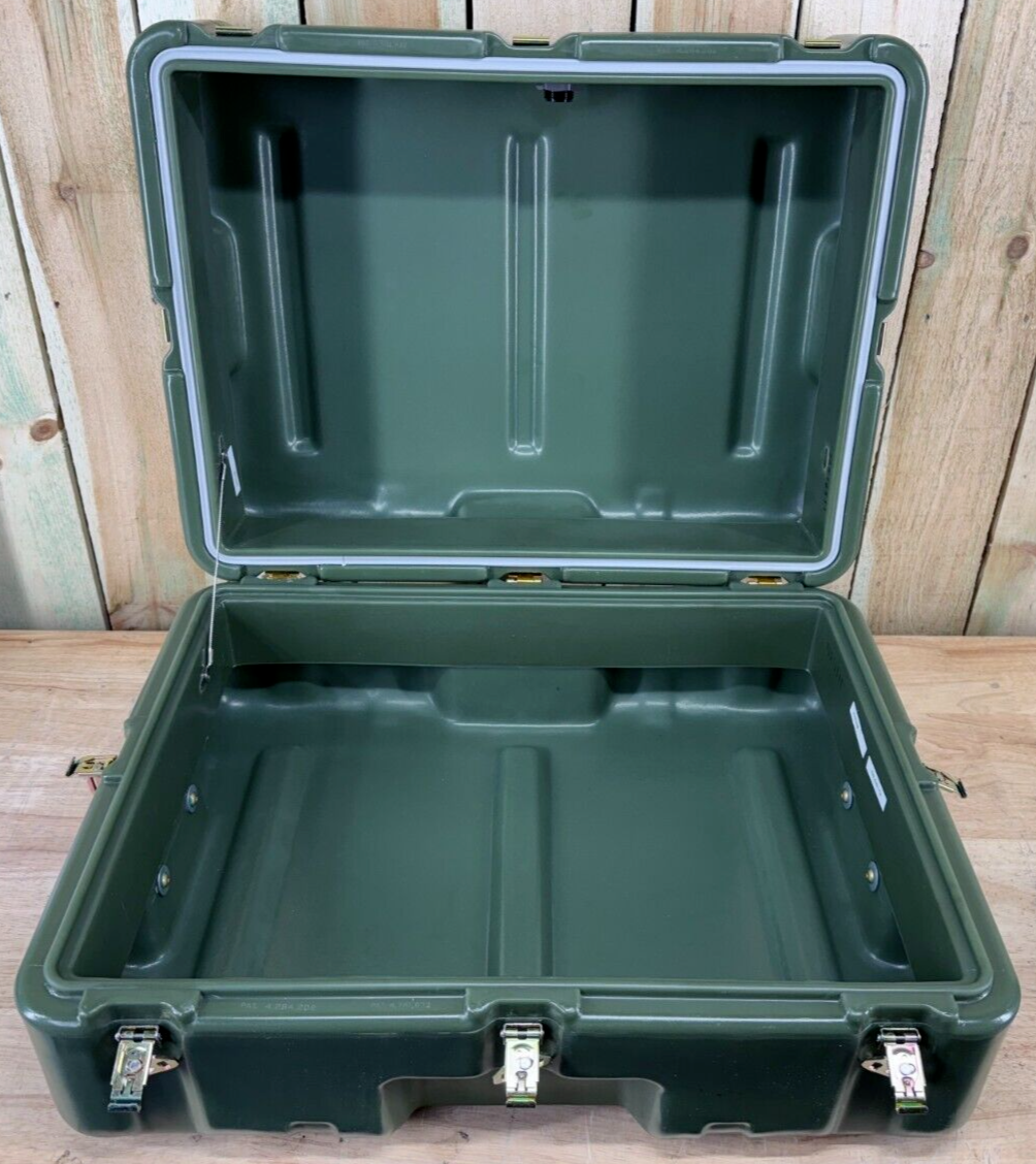 Pelican Hardigg Green Storage Case 29