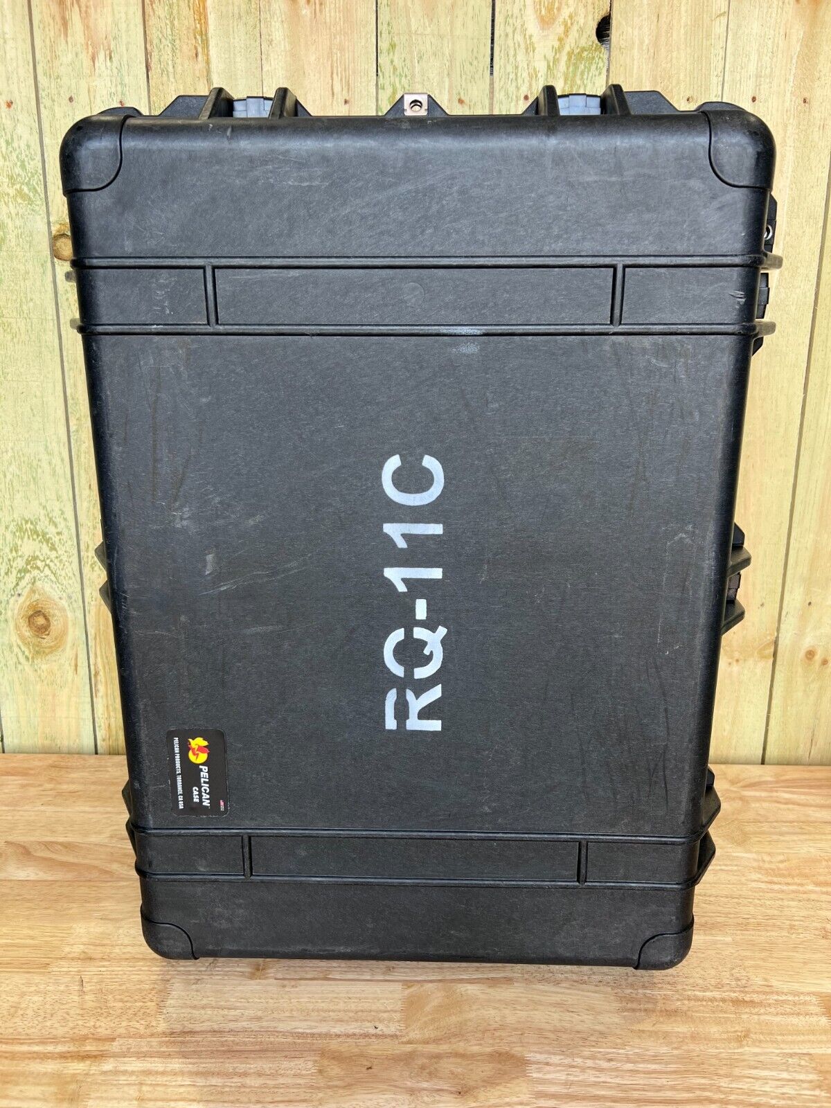 Pelican 1660 Protector Case Black Rolling Waterproof W/ Foam & Divider