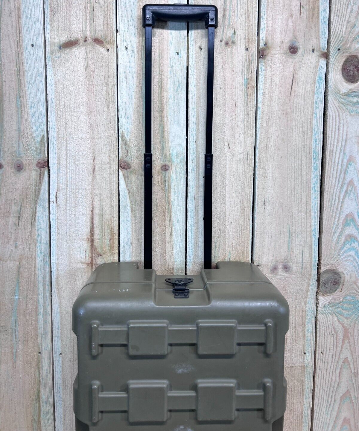ECS Loadmaster 22x14x9 Case Rolling W Extendable Handle 1510 AB Carry On Tan