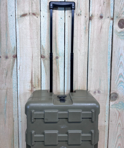 ECS Loadmaster 22x14x9 Case Rolling W Extendable Handle 1510 AB Carry On Tan