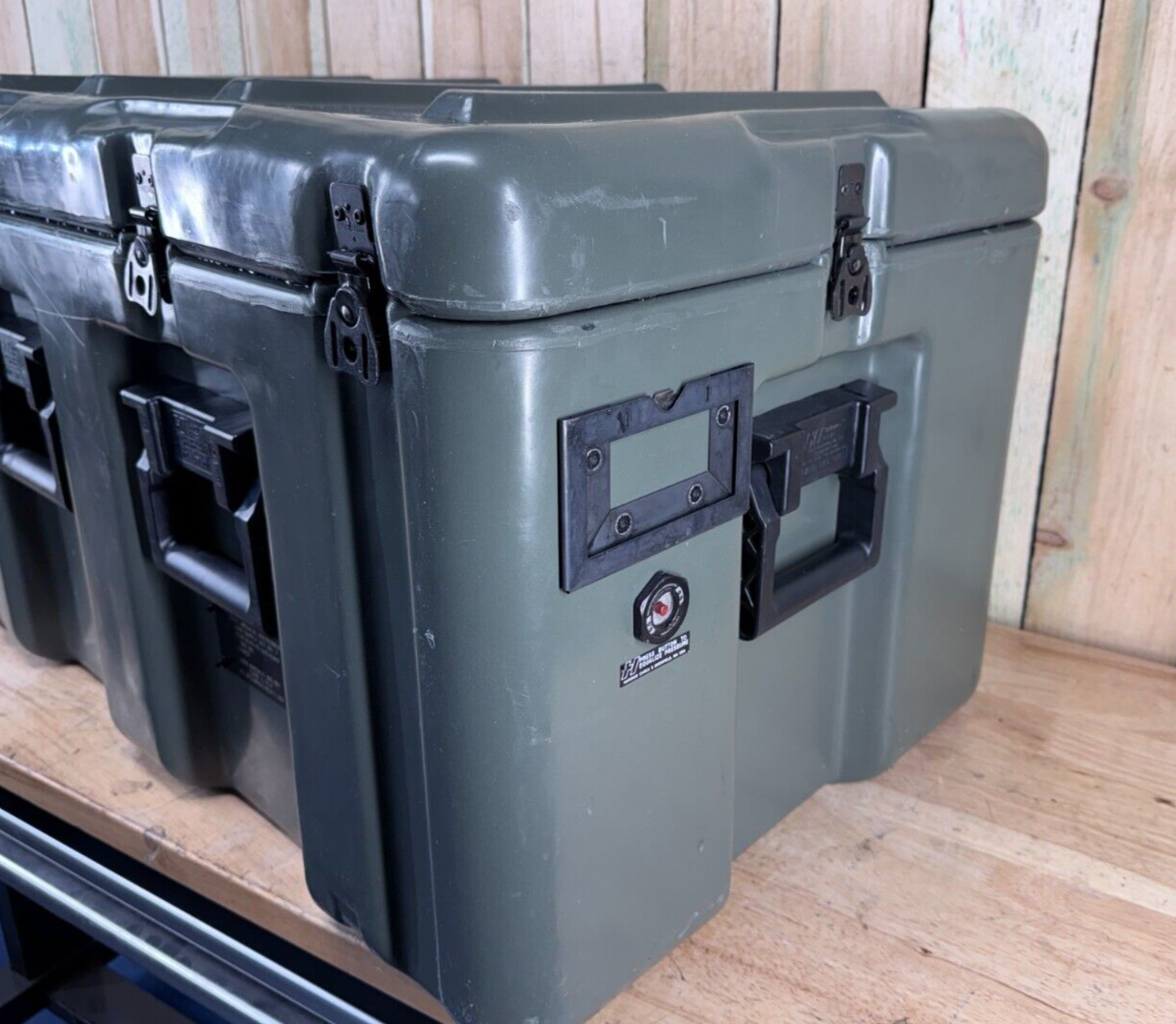 Pelican Hardigg Case 33X21X19" Green  Military Waterproof Storage Container