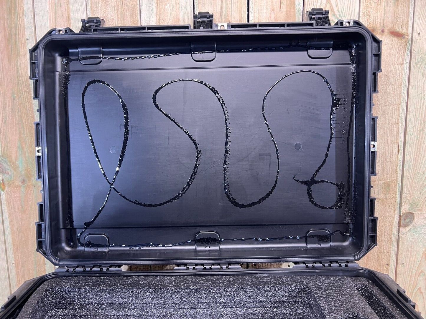 SKB iSeries 302118 Used Black Waterproof Storage Case BC Grade Free Ship