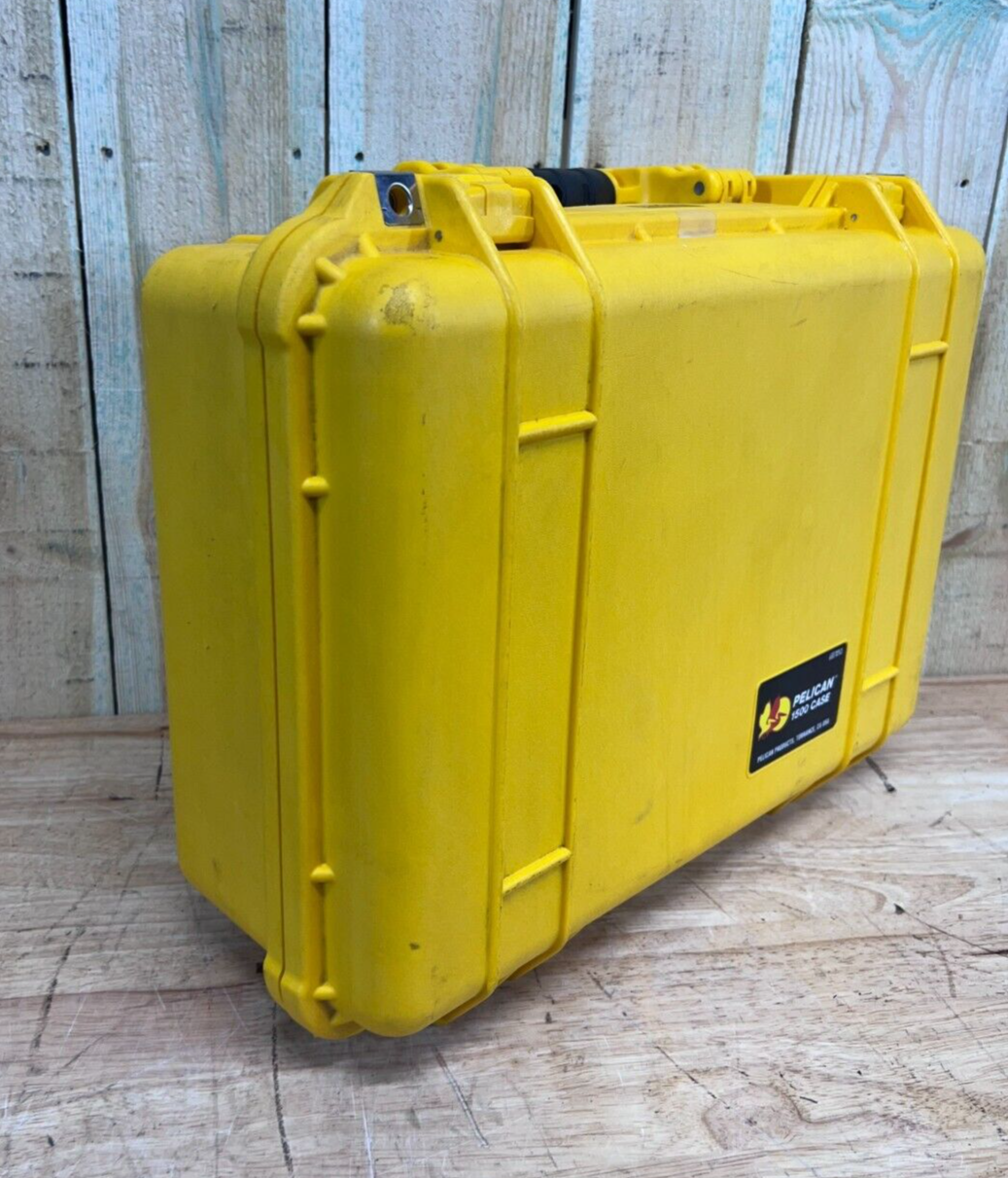Pelican 1500 Protector Case Handheld Waterproof Yellow Grade AB