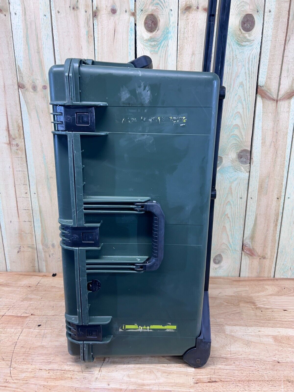 Pelican Storm IM2975 Green Rolling Hard Case Used B/C Grade Free Ship