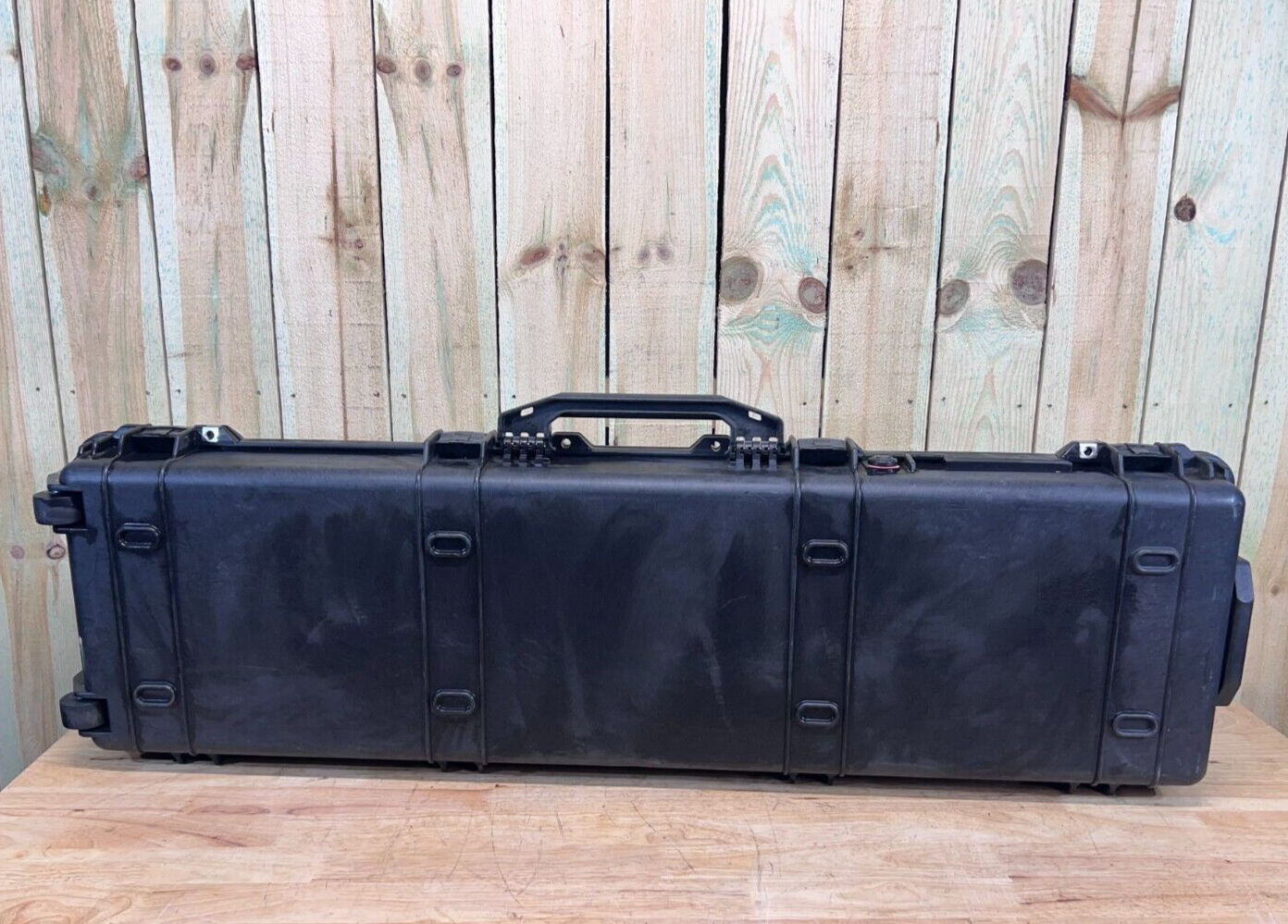 Pelican 1750 Protector Long Rifle Case Black Rolling Good Condition AB Free Ship