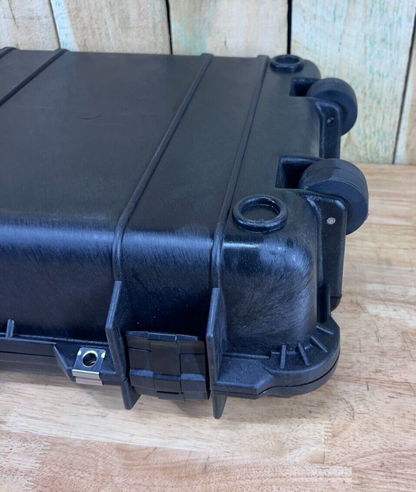 Pelican 1700 Protector Long Case Black Good Condition A/B Free Shipping