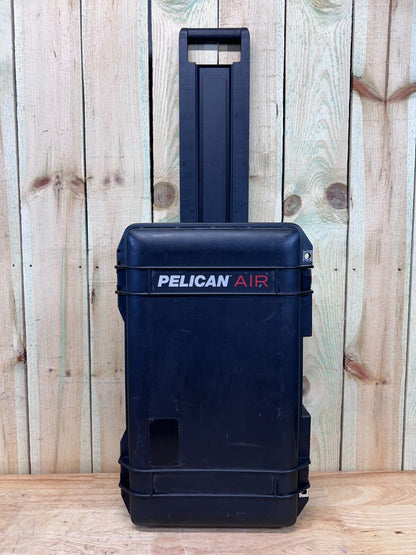 Pelican Air 1535 Rolling Carry on W/ TrekPack Foam Divider Set Black A/B