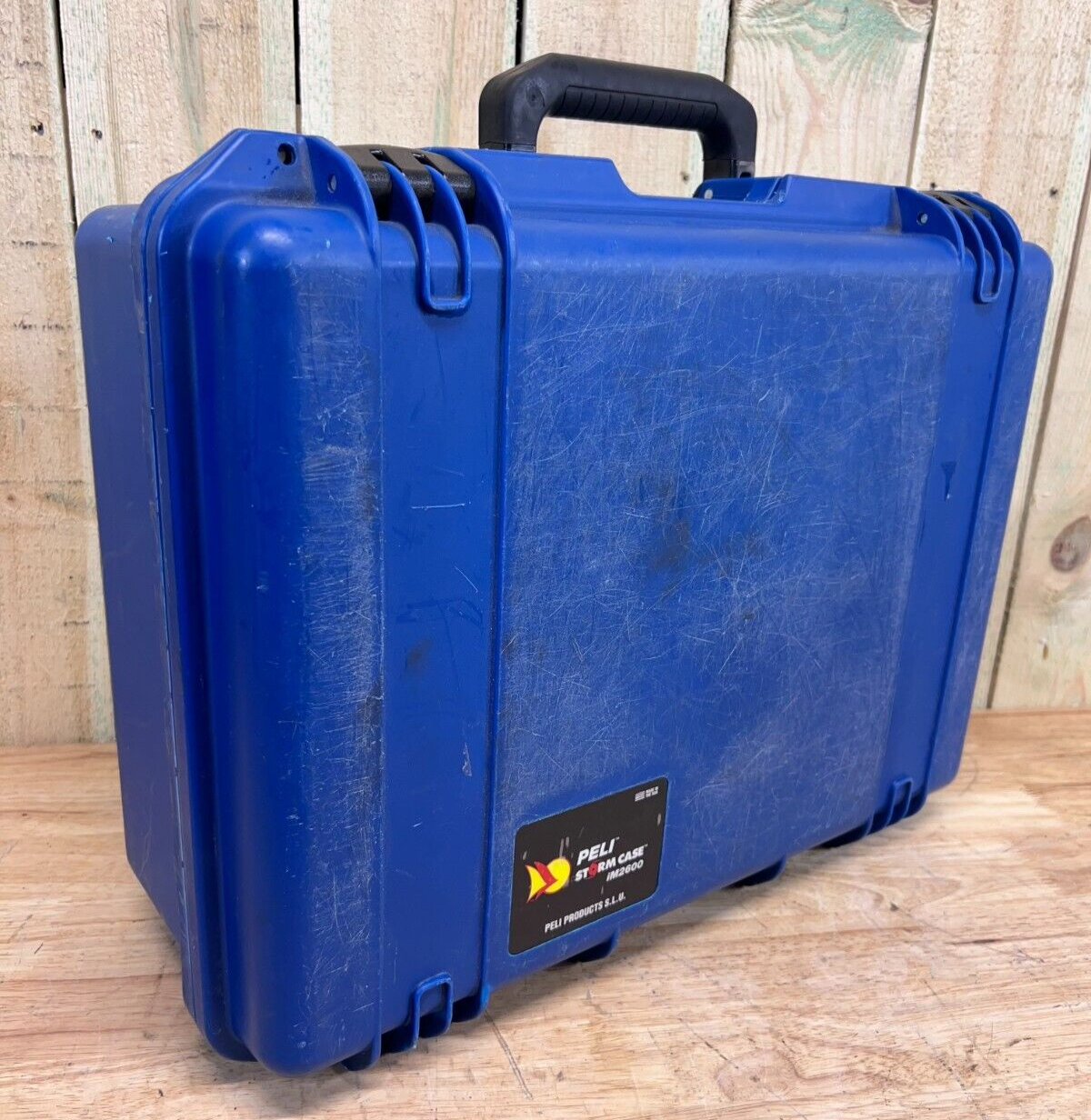 Pelican iM2600 Storm Case Blue Waterproof Handheld Great Condition AB Free Ship