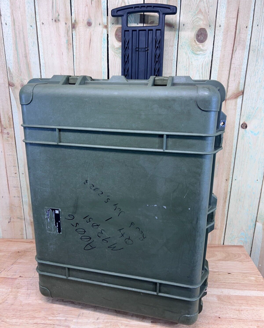 Pelican 1630 Protector Watertight Green Transport Case W/ Wheels AB