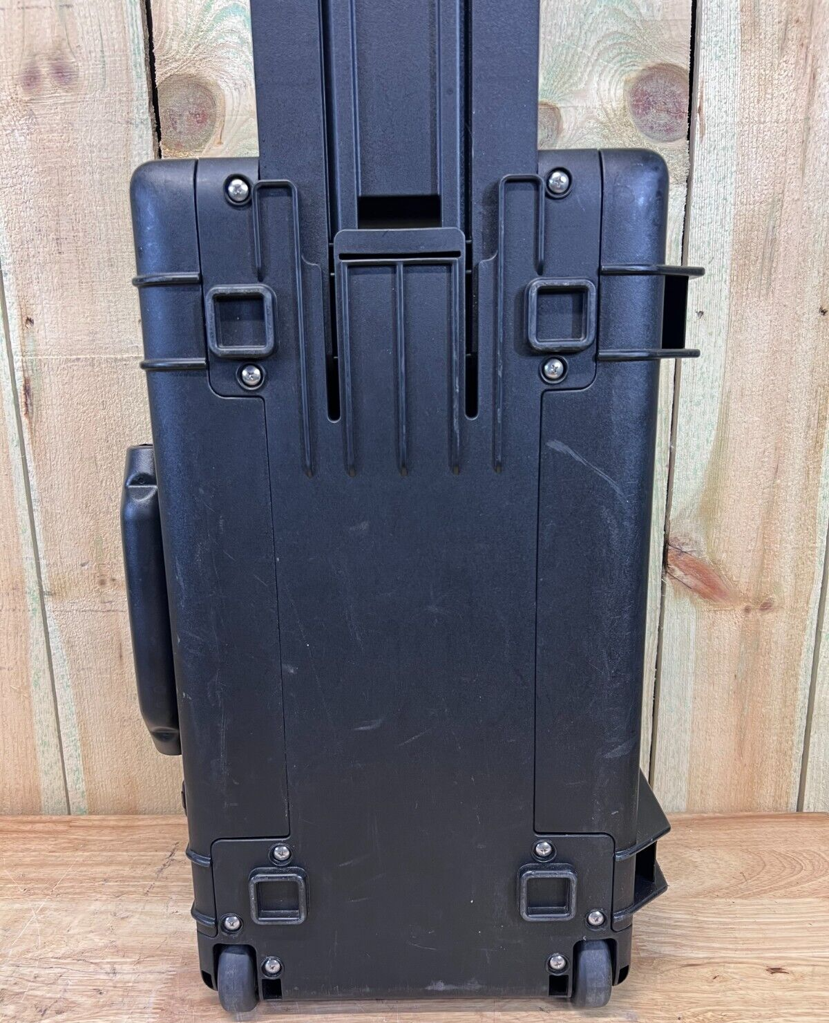 Pelican Air 1535 Rolling Carry on W/ TrekPack Foam Divider Set Black A/B