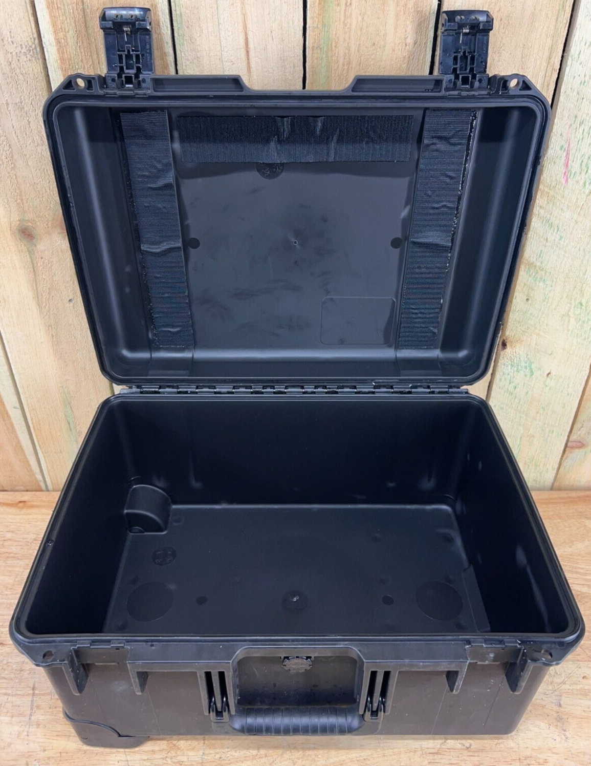 Pelican IM2620 Storm Case Waterproof  BC Grade Good Condition Free UPS Shipping