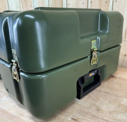Pelican Hardigg Green Storage Case 29" X 19" X 12" Footlocker Brand New