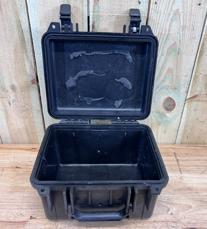 Pelican 1300 Protector Case Black Waterproof BC Cond. Free Shipping