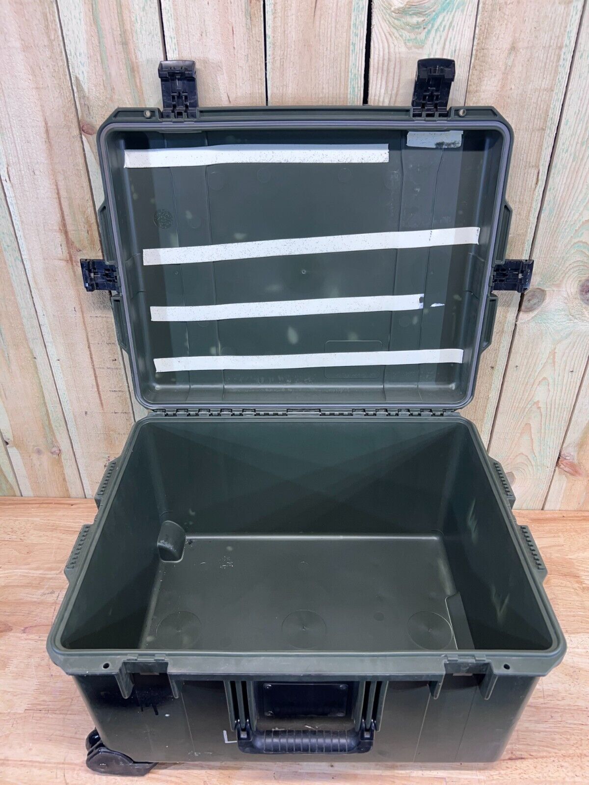 Pelican Storm IM2750 Green Used Waterproof Storage Case Free Shipping B/C Grade