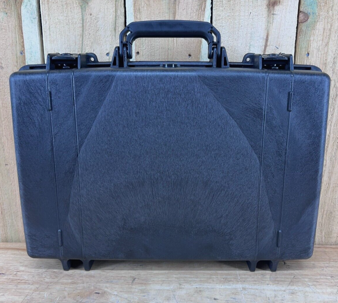 Pelican 1490 Laptop Case W/ Keys Waterproof Handheld Storage Brand New Open Box