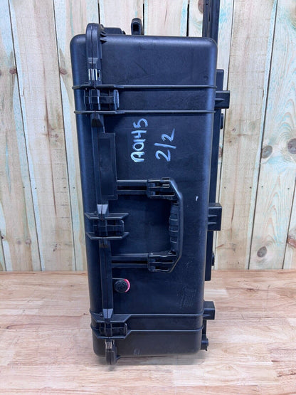 Pelican 1650 Protector Black Rolling Waterproof Case Good Condition AB