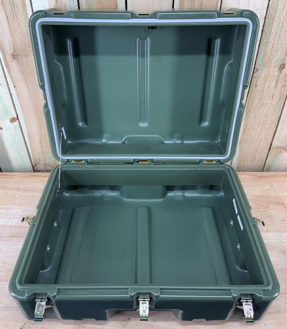 Pelican Hardigg Green Storage Case 29" X 19" X 12" Footlocker Brand New