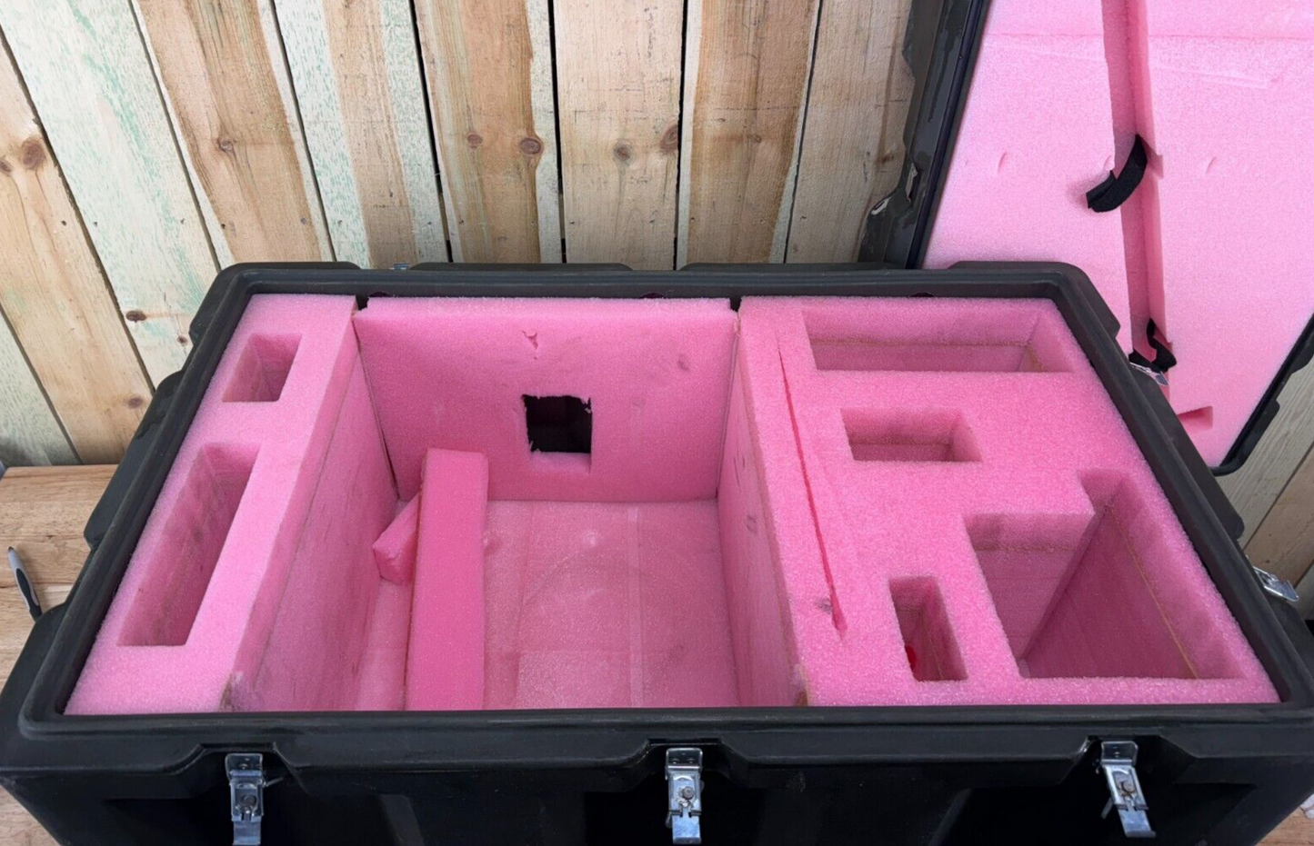 6425580