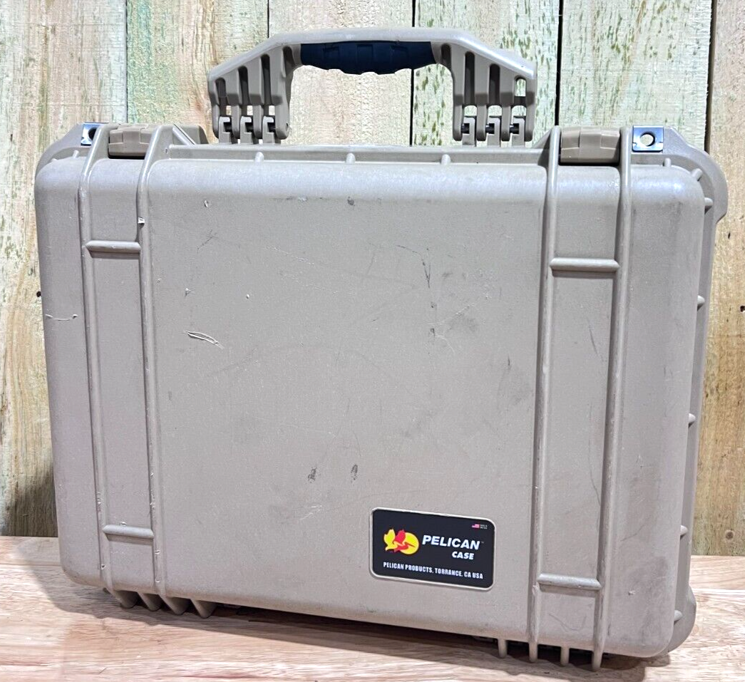 Pelican 1520 Tan Hard Protector Case Good Condition A/B Waterproof Free Shipping