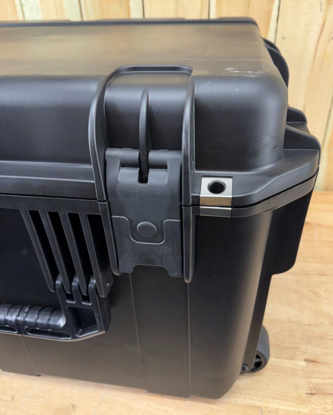 SKB iSeries 2317-14 iSeries Waterproof Storage Case Brand New Rolling Music Case