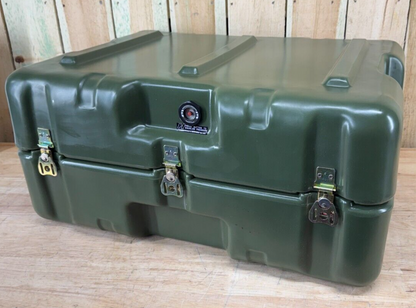 Pelican Hardigg Green Storage Case 29" X 19" X 12" Footlocker Brand New