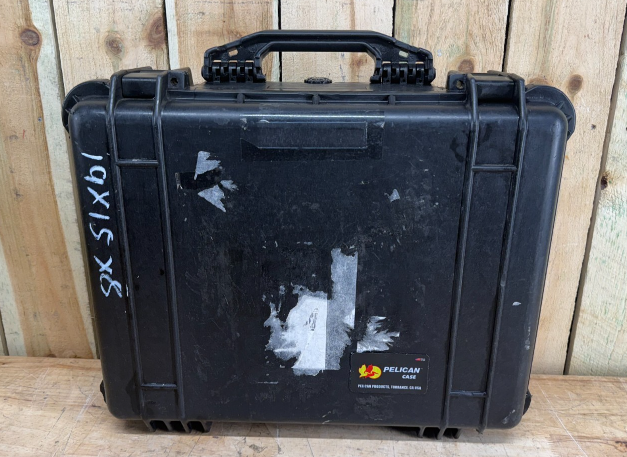 7944560