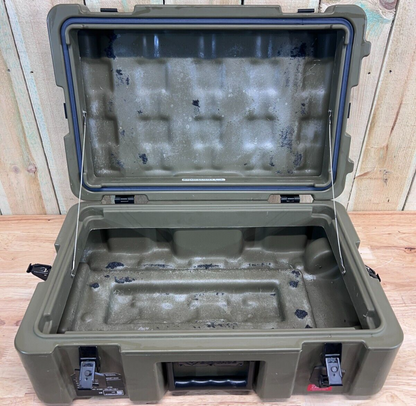 ECS Loadmaster 22x14x9 Case Rolling W Extendable Handle 1510 AB Carry On Tan