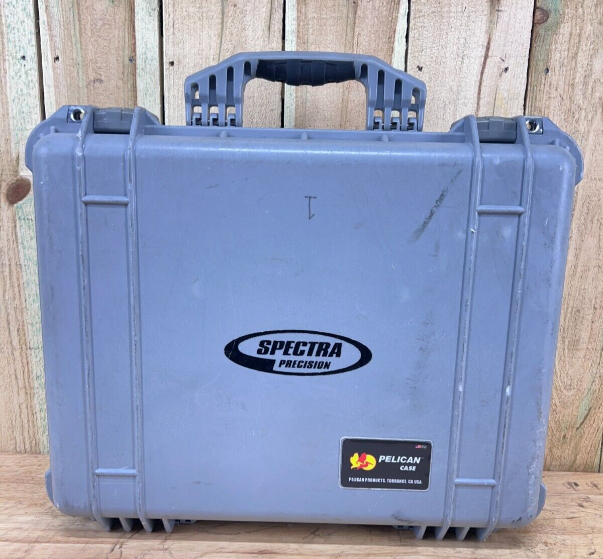 Pelican 1550 Watertight Protector Case Grey Good Condition A/B