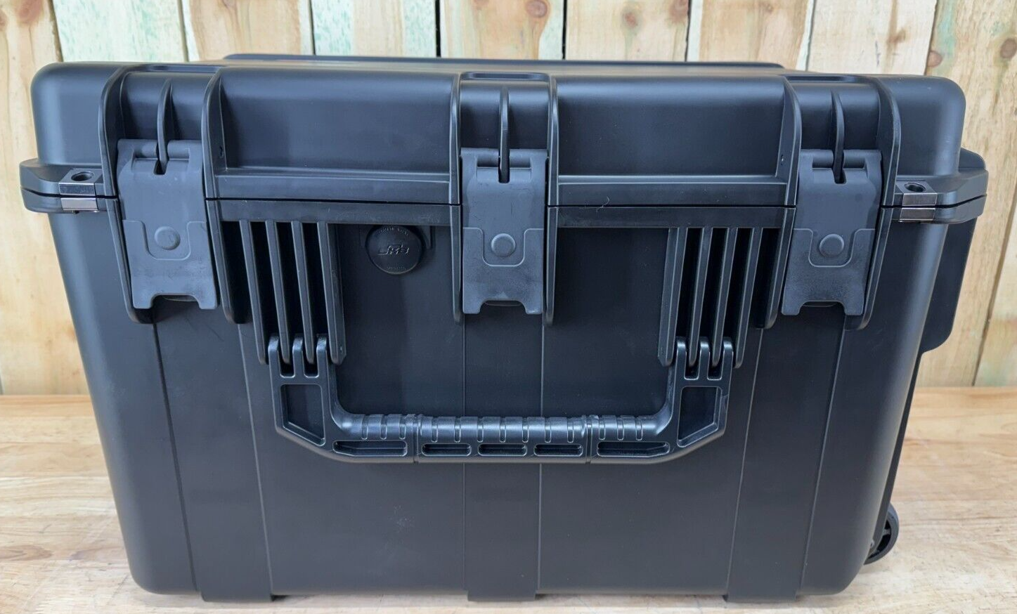 SKB iSeries 2317-14 iSeries Waterproof Storage Case Brand New Rolling Music Case