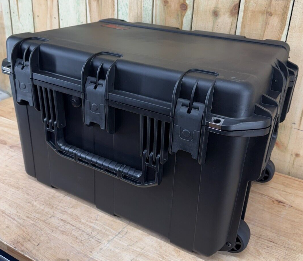 SKB iSeries 2317-14 iSeries Waterproof Storage Case Brand New Rolling Music Case