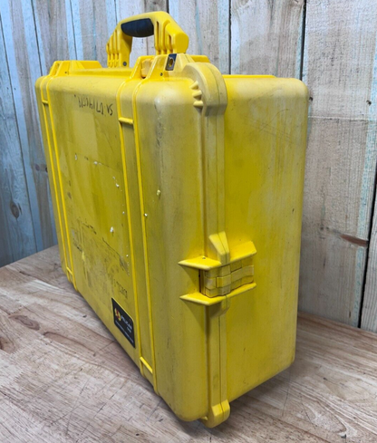 Pelican 1600 Protector Storage Case Waterproof Yellow AB Grade Free Ship