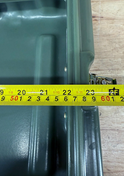 Pelican Hardigg Green Storage Case 29" X 19" X 12" Footlocker Brand New