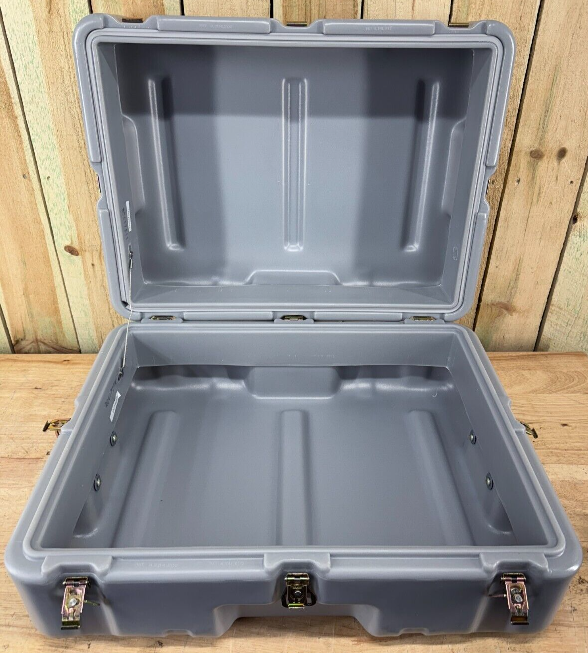 Pelican Hardigg Grey Storage Case 29" X 19" X 12" Footlocker Brand New