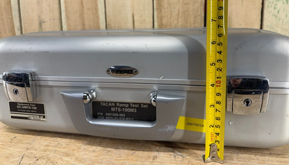 Zero Haliburton Centurion Briefcase Handheld Case Silver Metal Luggage