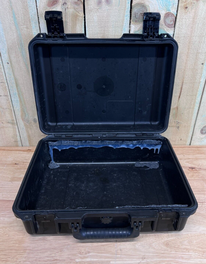 Pelican iM2300 Storm Case Waterproof Handheld Great Condition AB