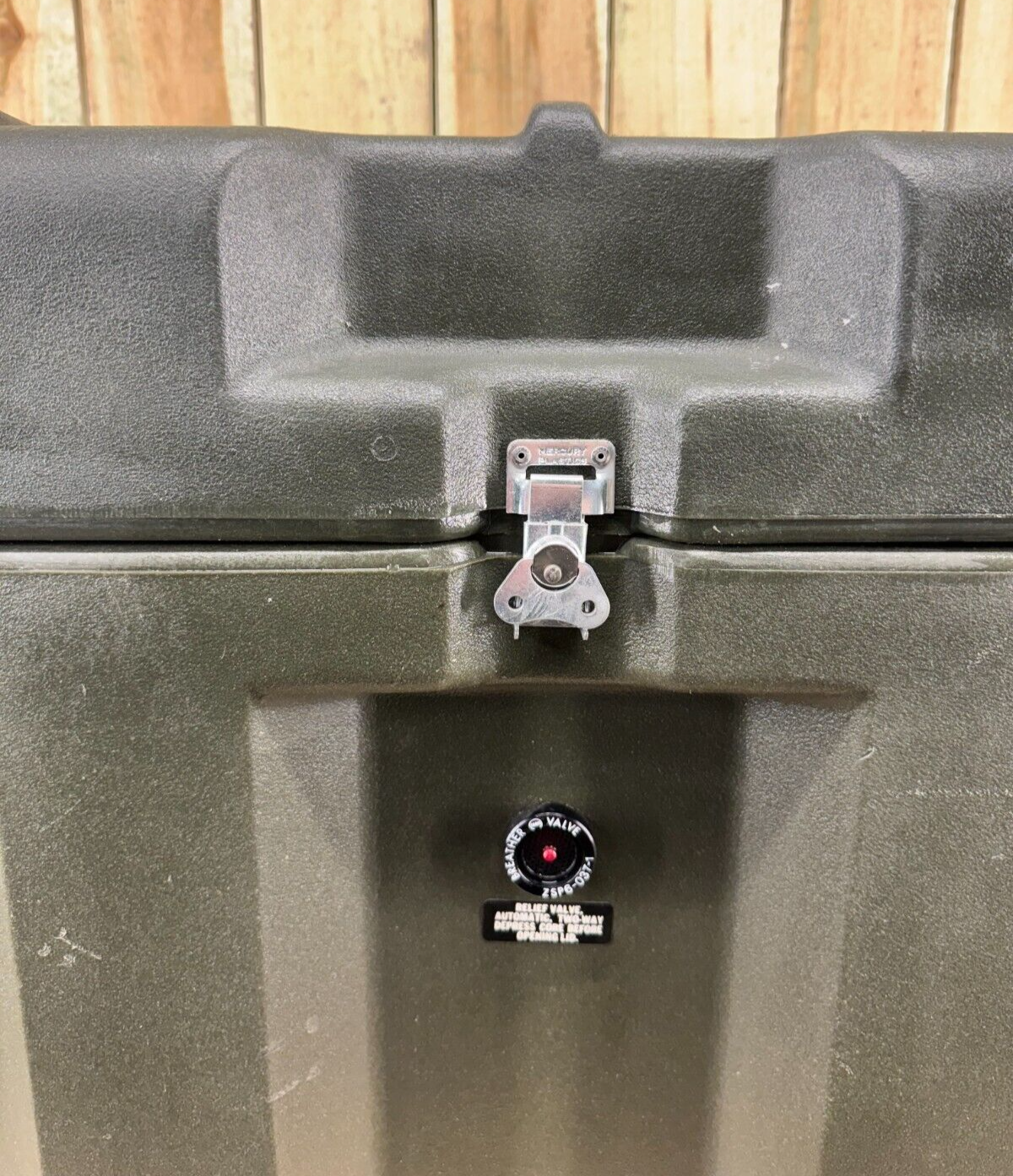 6425580